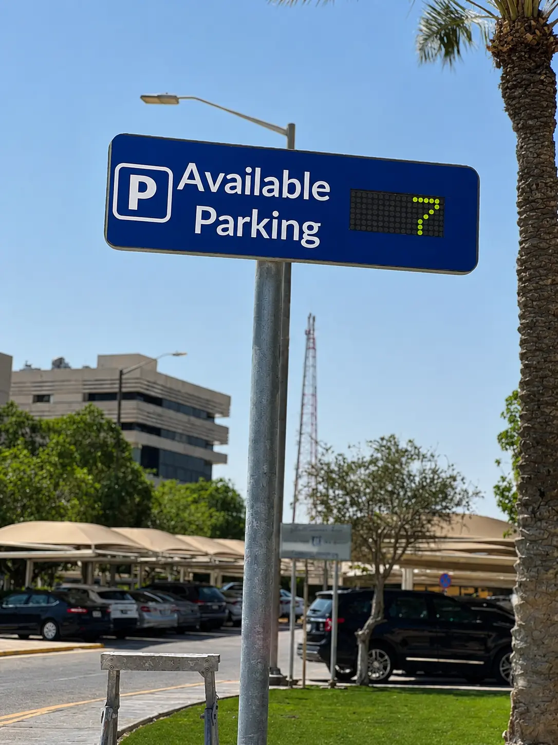IoTize Smart Parking Flip-Dot Guidance Signage, a solar powered off-grid parking availability display